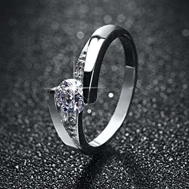 指輪 リング レディース デザインリング 一粒石 0.6ct CZダイヤモンド AAAA キュービック ジルコニア スターリング シルバー925 プラチナ コーティング仕上げ |  | 02