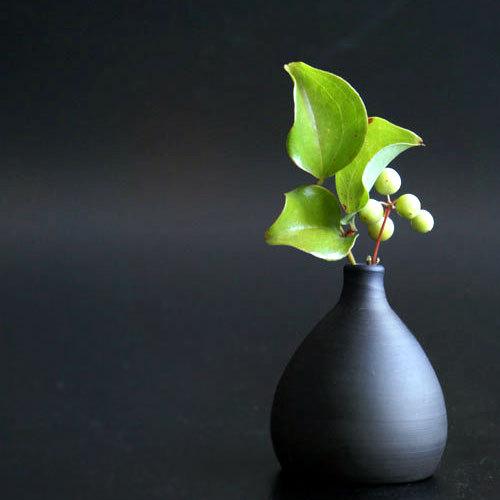 SALIU】RYO-凌- 手作り 一輪挿し 伝統工芸士 玉光陶苑 常滑焼 日本製