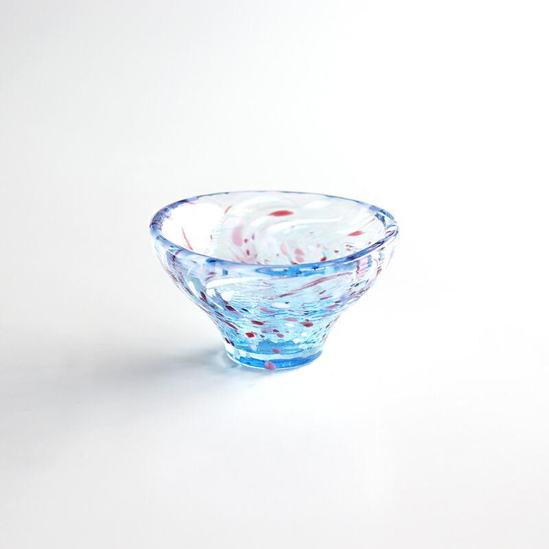 江戸硝子】ガラス さかずき おちょこ 盃 酒器 東京都伝統工芸品 江戸硝子】ガラス さかずき おちょこ 盃 酒器 東京都伝統工芸品