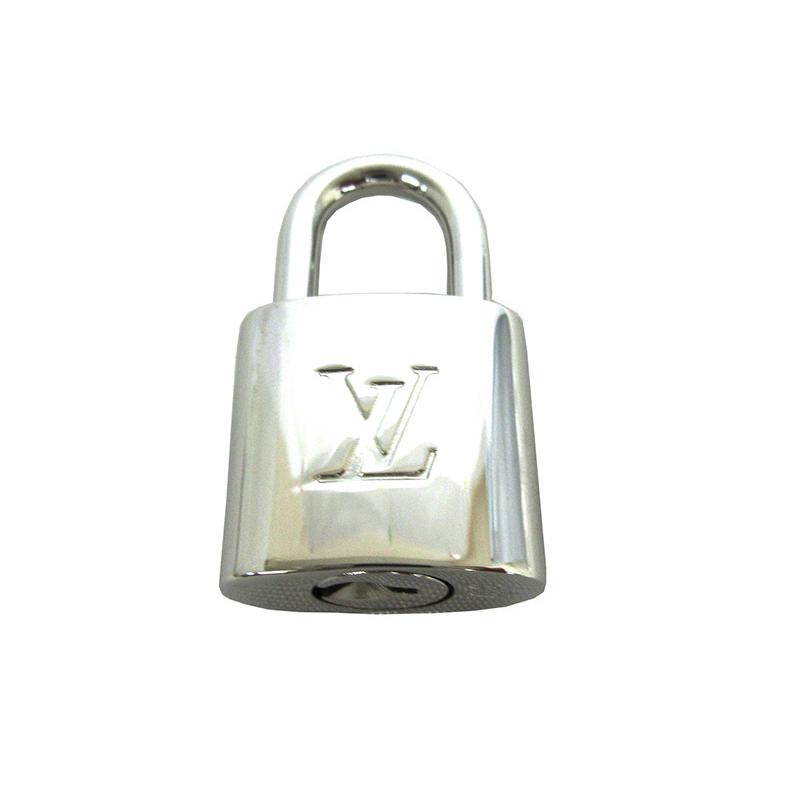LOUIS VUITTON 新品 未使用 ルイ ヴィトン パドロック かぎ カギ LOUIS VUITTON 新品 未使用 ルイ ヴィトン パドロック かぎ カギ