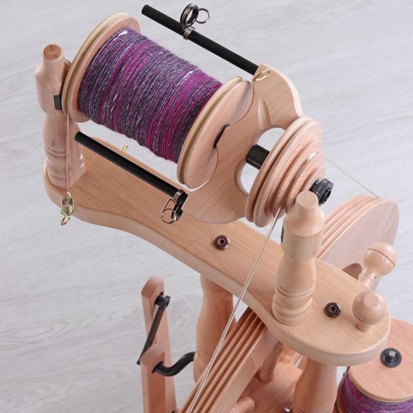 アシュフォード トラベラー3紡毛機 白木 組立キット <紡ぎ アシュフォード トラベラー3紡毛機 白木 組立キット <紡ぎ