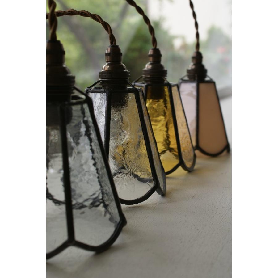 LAMPLAMP -Royal Lamp Works-(R),  ステンドグラス ペンダントランプ Petit Fleur *hammerd* オシャレ シンプル 日本製 ハンドメイド 送料無料の画像