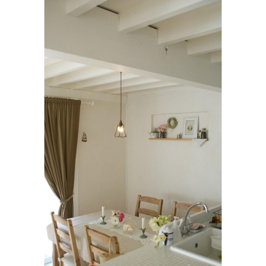 LAMPLAMP -Royal Lamp Works-(R),  ステンドグラス ペンダントランプ Petite Fleur *vine lace* オシャレ シンプル 日本製 ハンドメイド 送料無料の画像