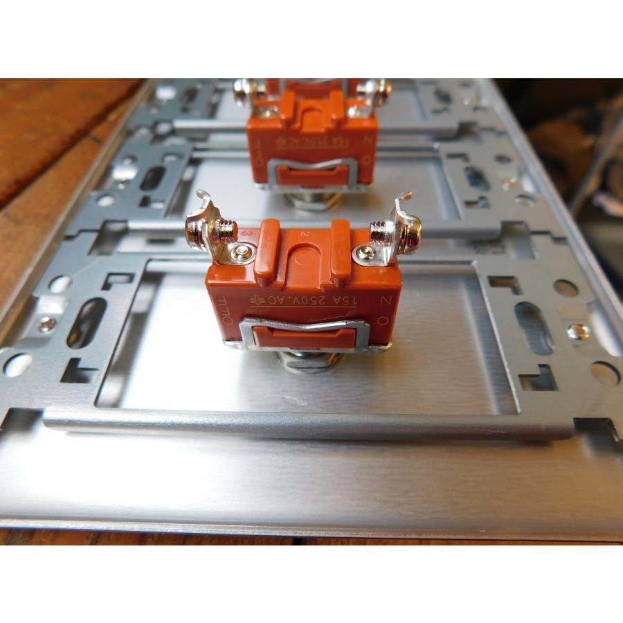 トグルスイッチプレート　フラット＆BLACK文字プレート　2個用　インダストリアル |  | 03