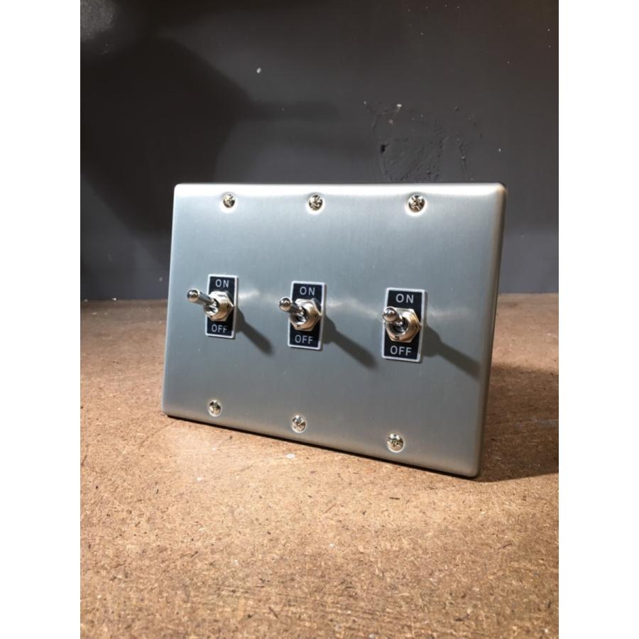 トグルスイッチプレート　フラット＆BLACK文字プレート　3個用　インダストリアル | 