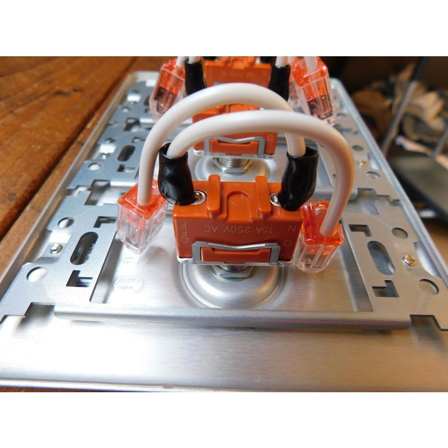 トグルスイッチプレート　フラット＆BLACK文字プレート　3個用　インダストリアル |  | 02