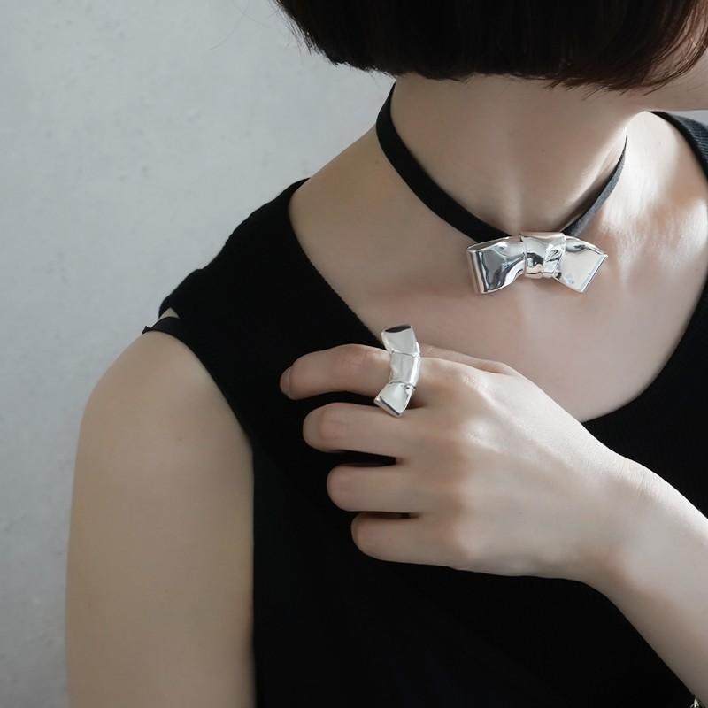 ANNIKA INEZ アニカ イネズ LARGE CRAVAT リング リボン ANNIKA INEZ アニカ イネズ LARGE CRAVAT リング リボン