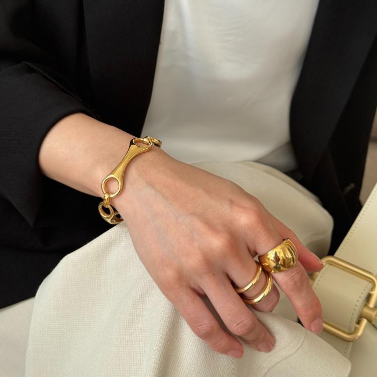 Gabriela Artigas（ガブリエラアルティガス） ガブリエラ アルティガス