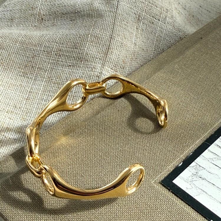 Gabriela Artigas（ガブリエラアルティガス） ガブリエラ アルティガス