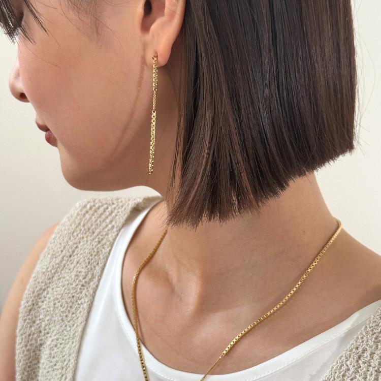 SASKIA DIEZ（サスキアディツ） GOLD FRINGE MIXED SHORT ピアス 
