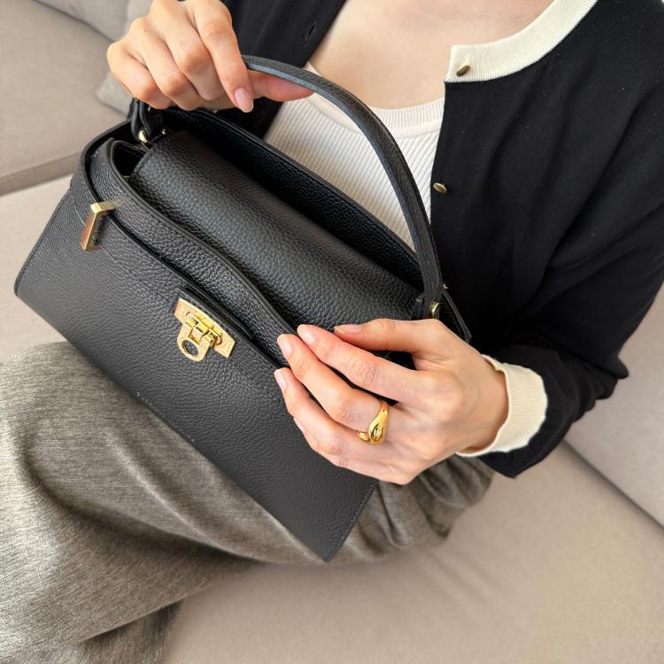 TUSCANY LEATHER トスカニーレザー 金具ベルト付き MAISY 2way