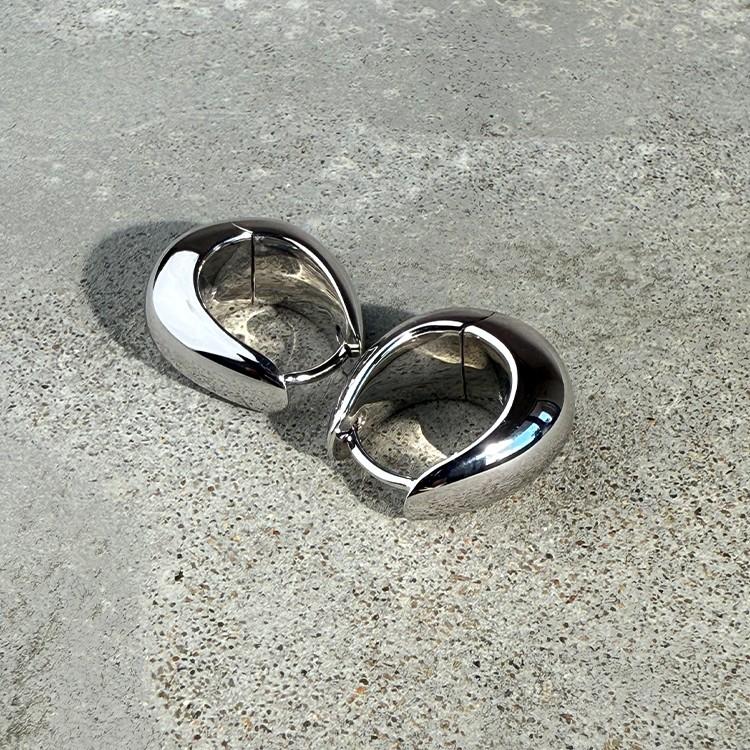 TOM WOOD（トムウッド） Ice Hoops Small Silver フープ ピアス