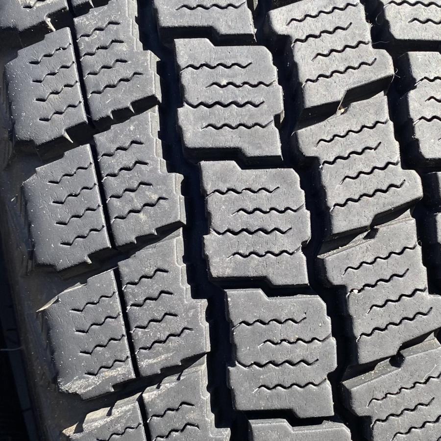 ハイエース 200系 アルミ-スタッドレスタイヤセット 195/80R15 107 