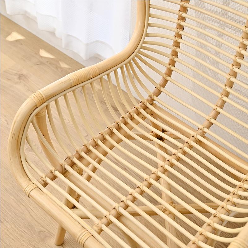 ラタンラウンジチェア　クッション付き　誤って削除してしまいました。再出品 シンセティックラタン クッション付き チェア KarinaChair 人工