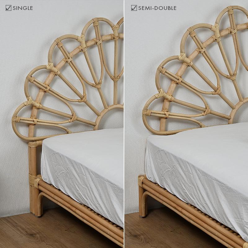 ラタン ヘッドボード付きベッドフレーム フラワーデザイン【セミダブル