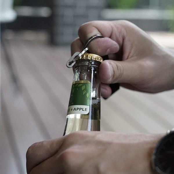 世界最小クラスのマルチツール Claw Titanium 全長18mm 超