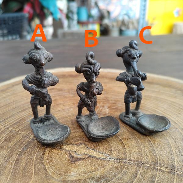 ドクラ 笛吹 オブジェ 香皿　インド 真鍮 鋳物 エスニック 一点物 |  | 01