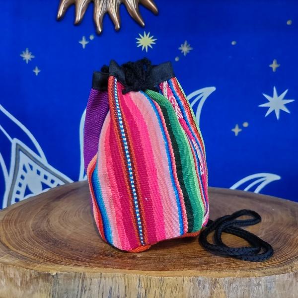 マンタ 巾着ポーチ　南米 ペルー 織り 伝統 ハンドメイド |  | 01