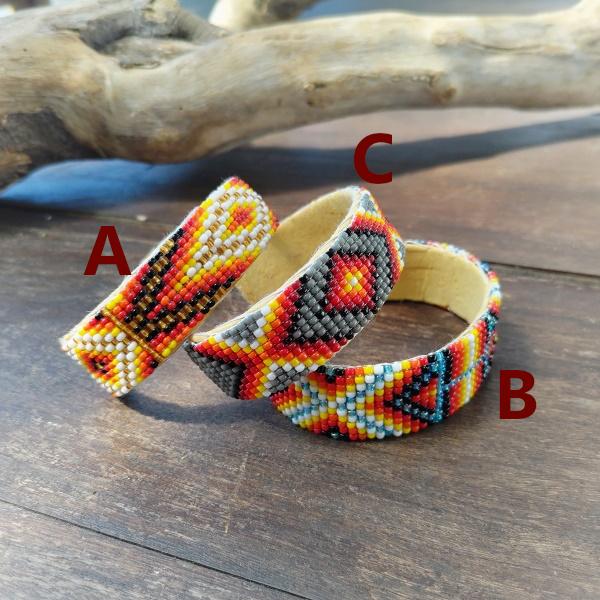 インディアンジュエリー バングル ビーズワークI　ナバホ族 シードビーズ レザー 一点物 Indian jewelry |  | 02