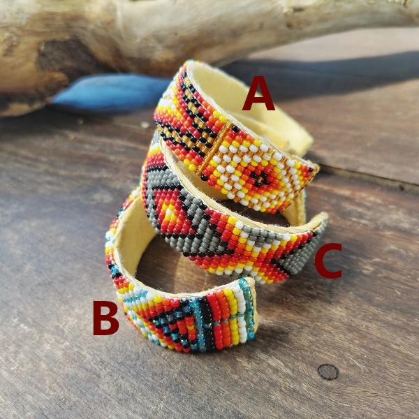 インディアンジュエリー バングル ビーズワークI　ナバホ族 シードビーズ レザー 一点物 Indian jewelry |  | 03