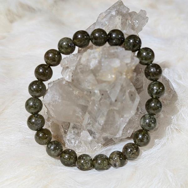 グリーンガーネット ブレスレット 8mm玉　 ツァボライト パワーストーン 風水 希少 レア 高品質 |  | 02