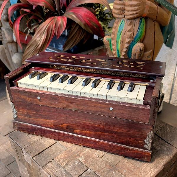 ハルモニウム 楽器 インド ハーモニウム |  | 03