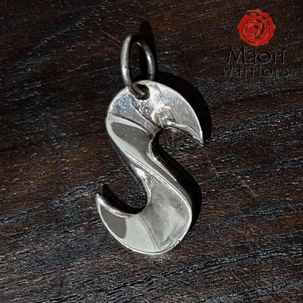 Maori Warriors ペンダントトップ  Femininity 女性らしさ　シルバー 925 マオリ ウォーリアーズ  MO61 | Maori | 01