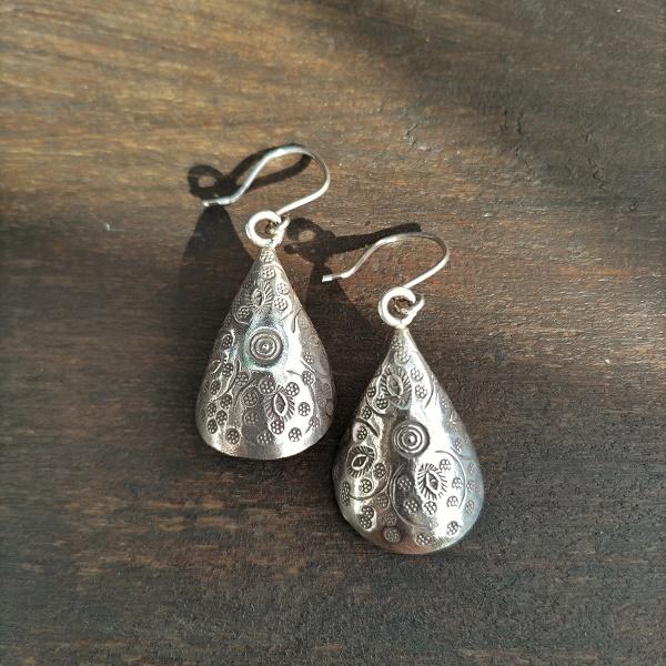 カレンシルバー ピアス ベンド　カレン族 少数民族 タイ エスニック ハンドメイド |  | 01