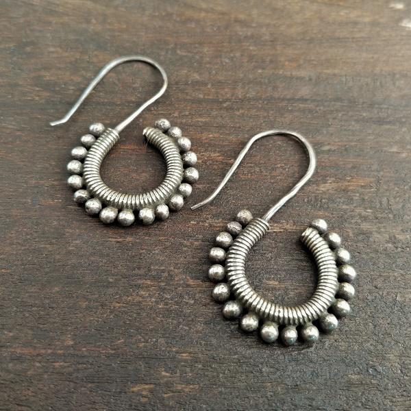 カレンシルバー ピアス ぐるぐるB　カレン族 少数民族 タイ エスニック ハンドメイド |  | 02