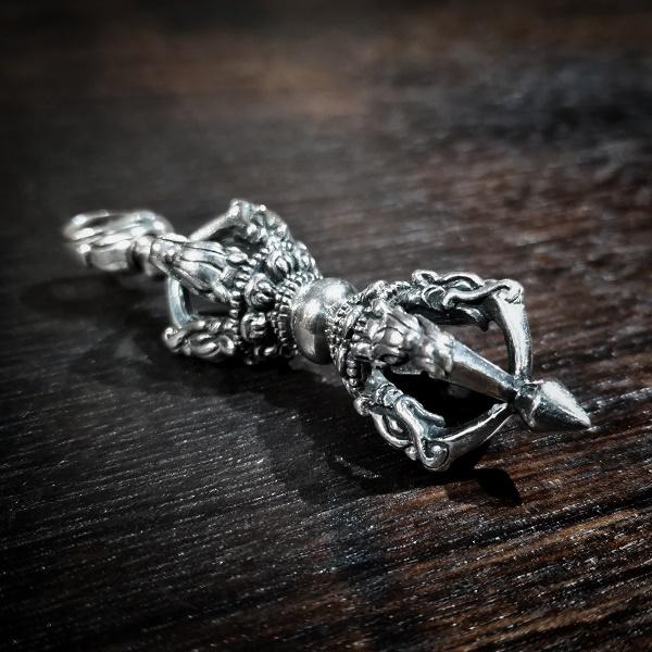 ZOCALO ペンダントトップ Bird Dorje L　ソカロ エスニック シルバー | ZOCALO | 01