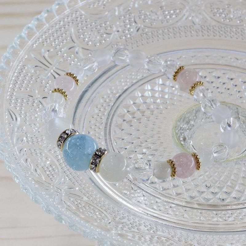 アクアマリン ブレスレット ホワイト ムーンストーン モルガナイト ピンクアクアマリン 水晶 天然石 パワーストーン 癒し 結婚運 家庭円満 ３月 誕生石(B45) |  | 09
