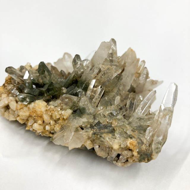 ガネーシュヒマール 産 水晶 クラスター 母岩付き 一点物 原石 天然石