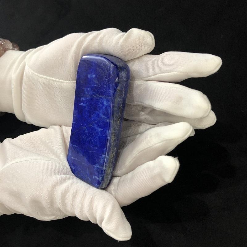 ラピスラズリ 磨き 原石 182g 91x41x17mm 大型 天然 無着色 天然石 パワーストーン 開運 青金石 青い石 BLUE ウルトラマリンブルー 光る石 (JF5) |  | 01