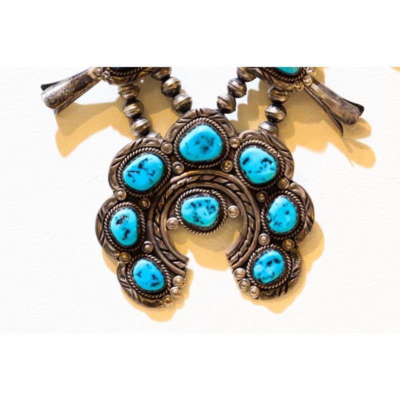 シルバー インディアンジュエリー　ナバホ族 ナバホ族 NAVAJO NAJA スターリングシルバー インディアンジュエリー