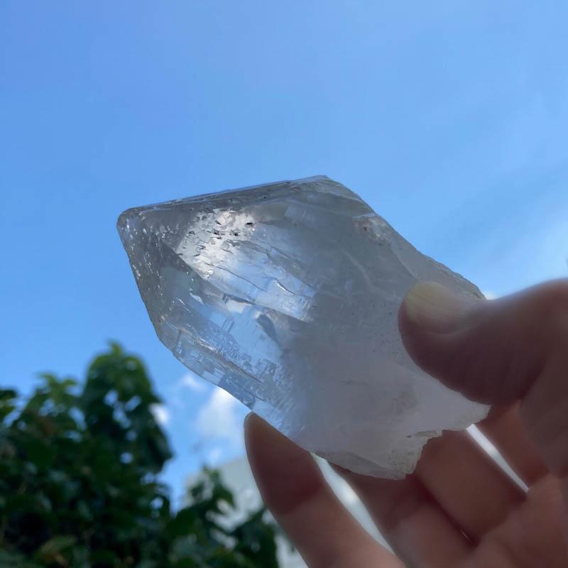 ガネーシュヒマール産 ヒマラヤ水晶 約350g 美しいレインボー入り   透明感　セルフヒールド　蝕像 浄化 癒し (JU17) |  | 17