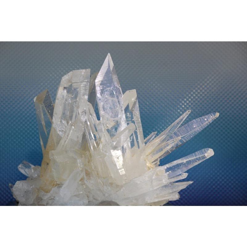 コロンビア産 タビュラー クラスター 3,349g 17x19.5x19.5cm 大型 水晶 パワーストーン 条線 原石 一点物 天然石(JU3) |  | 07