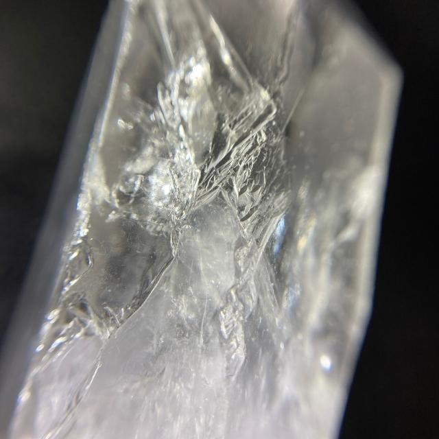 ライトニングレムリアンシードクリスタル　雷水晶　原石　アイリス　レインボー入り　虹入り水晶　(JU45) |  | 04