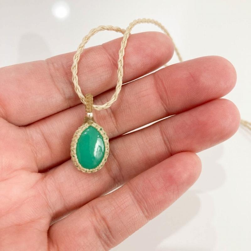 クリソプレーズ ペンダント マクラメ編み シルバー 天然石 パワーストーン ハンドメイド(MPN1) |  | 01