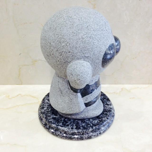 アンパンマン スタチュー 正規品 石像Cタイプ 天然御影石製 立像 アンパンマン スタチュー 正規品 石像Cタイプ 天然御影石製 立像