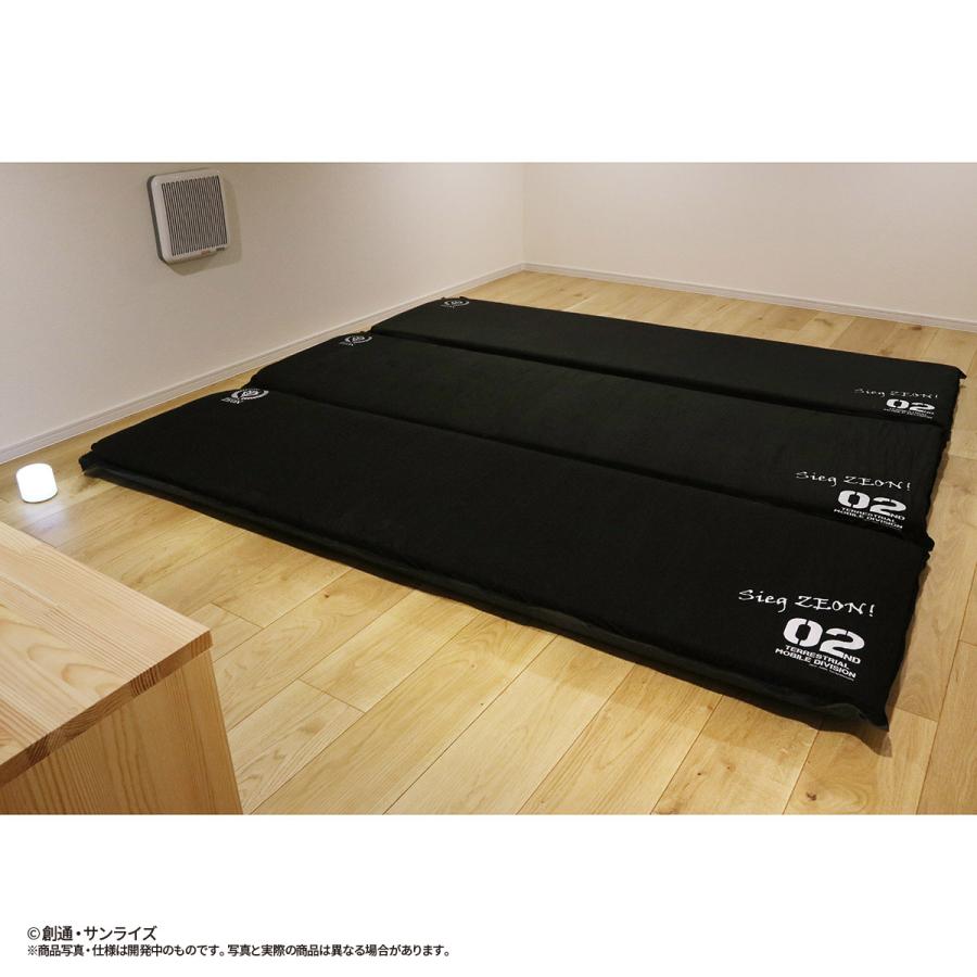 機動戦士ガンダム インフレーターマット ジオン公国軍 ＧＯ−３０１ アウトドア マットレス 国産品 マット キャンプ グランピング ふとん 布団 |  | 13