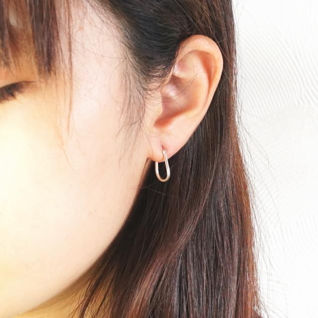 シルバーピアス フープピアス シンプル 楕円形 ドロップ しずく 雫型 シルバー925 母の日 送料無料 1071 シルバーとアクセサリーのゆかたん 通販 Yahoo ショッピング
