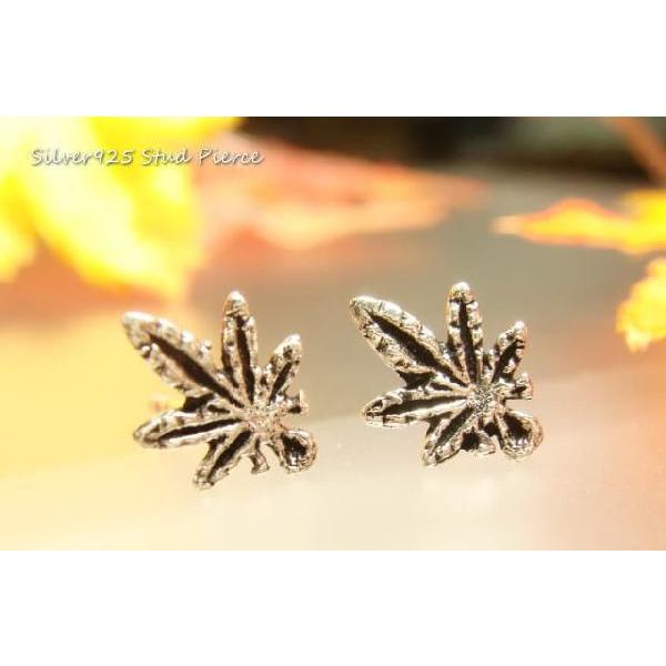 シルバーピアス スタッドピアス 秋 紅葉 もみじ 楓 カエデ