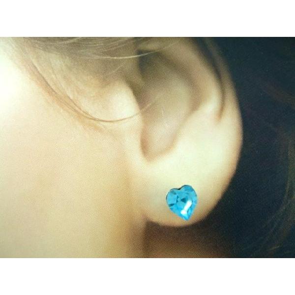 スワロフスキー　ピアス　Idyllia ハート　ブルー　正規品　極美品　箱付 Amazon.co.jp: 【公式】【スワロフスキー】Idyllia ドロップピアス