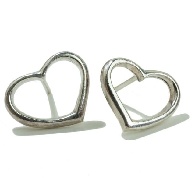 シルバーピアス スタッドピアス ハート オープンハート 大きめ
