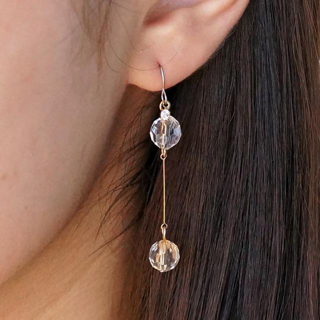 ピアス クリアビーズ 多面 カッティング 夏 涼しげ 揺れる サージカル