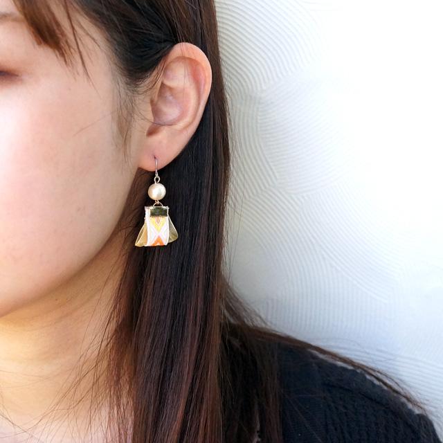 ピアス チロリアンテープ リボン トライアングル 三角形 コットン