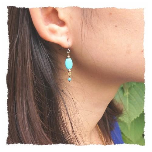 ピアス オーバルのターコイズ風ビーズが可愛いフックピアス 夏アクセ 