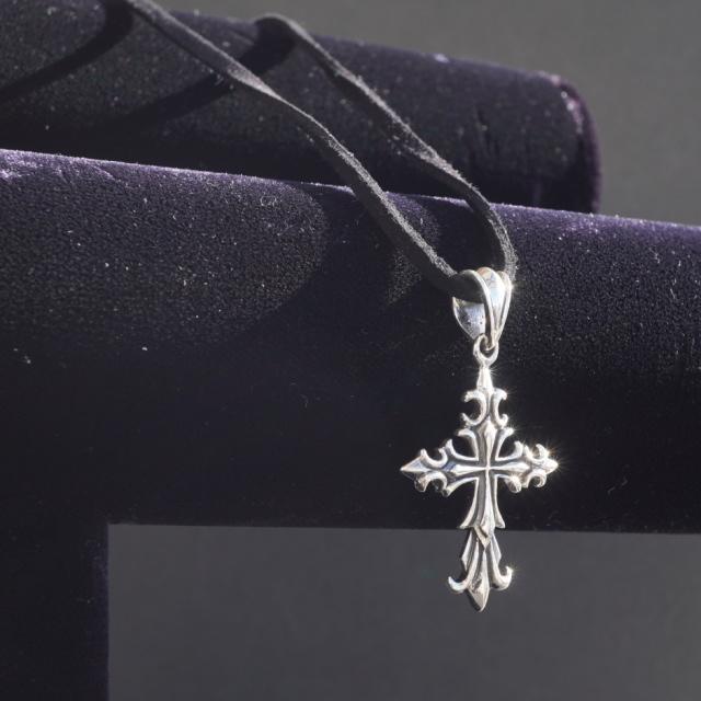 クロス 十字架 ネックレス シルバー925 silver925 ペンダント クロス 十字架 ネックレス シルバー925 silver925 ペンダント