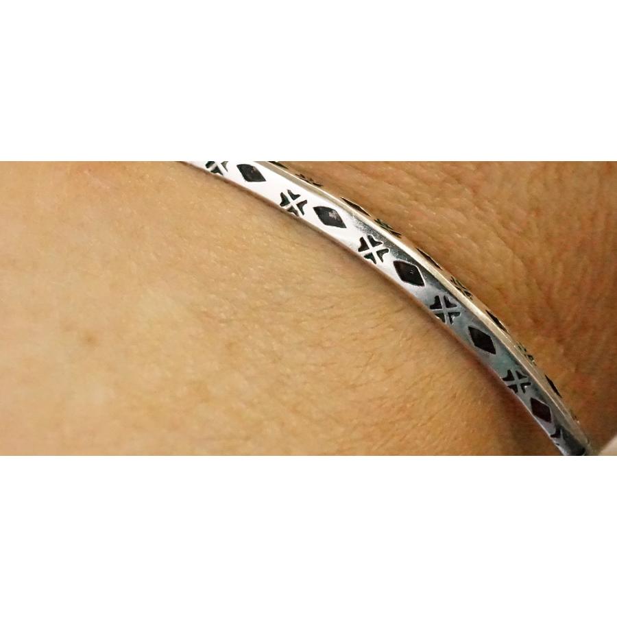 Silver925 チェンマイバングル : シルバーとアクセサリーのゆかたん