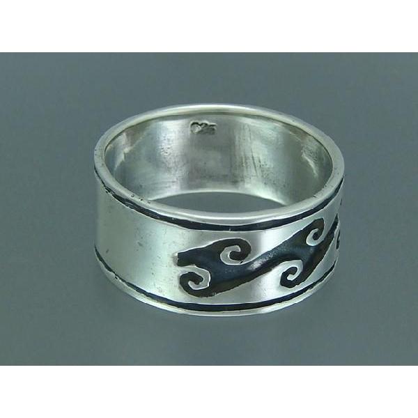 ウェーブ模様の波乗りサーファーシルバーリング シルバー925 silver925